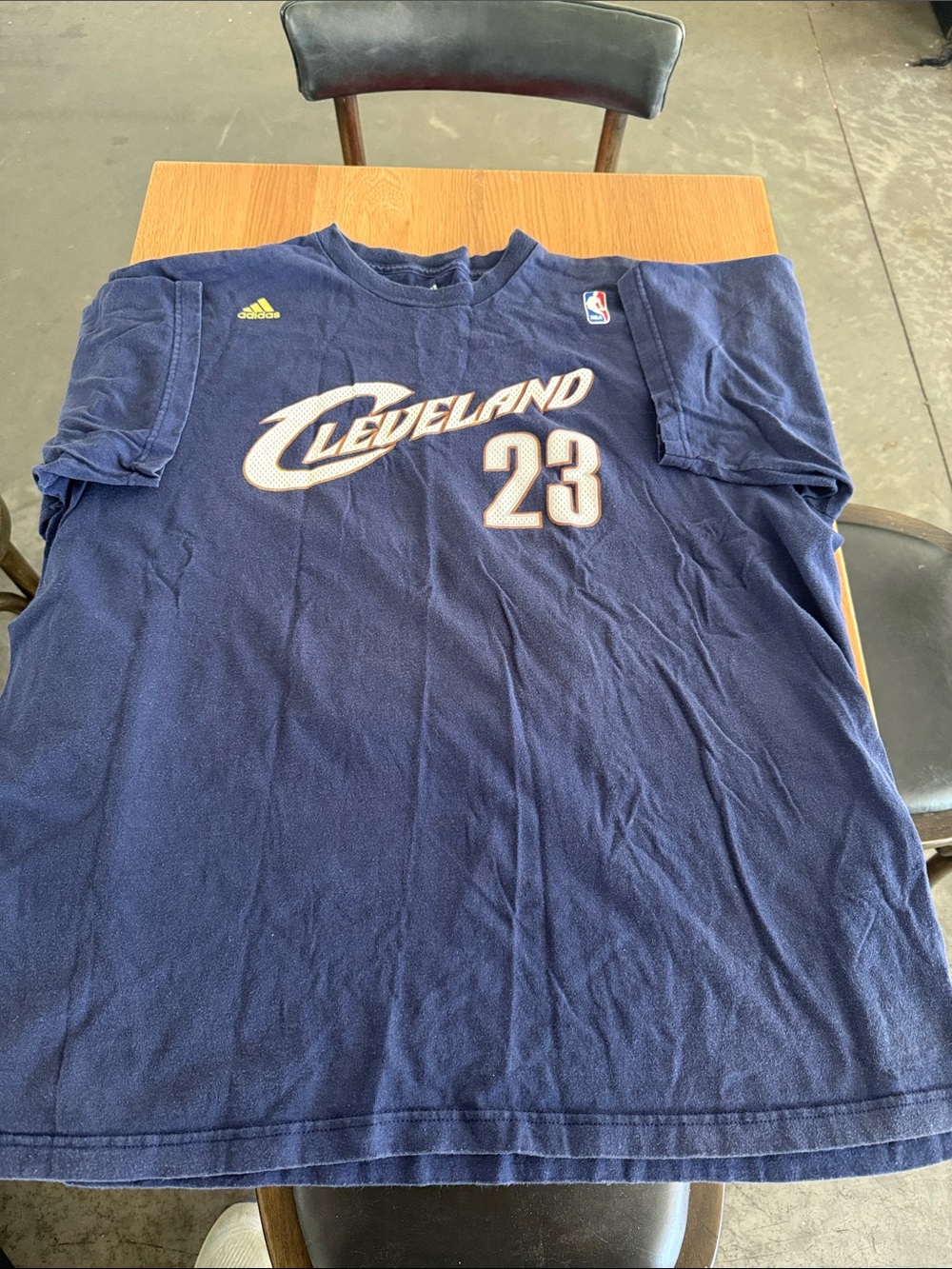 Vintage adidas Cleveland #23 Navy Blue tshirt jersey stitched